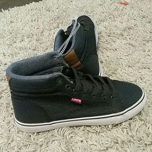 High sneakers,  tennis, Jean color